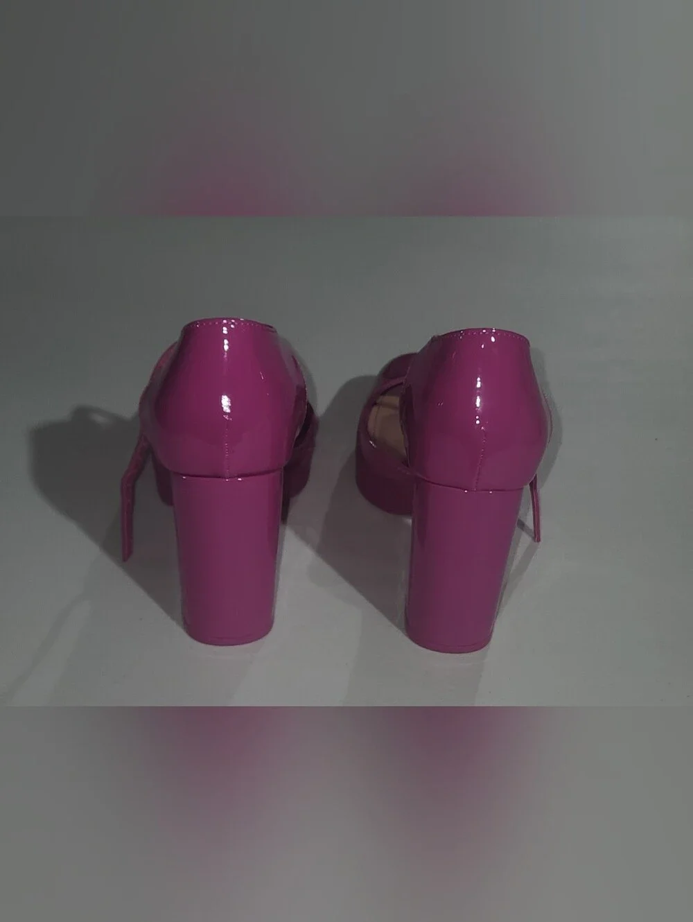 Glossy Pink Journee Collection Samarr Platform Block Heel Pumps Size 6.5
